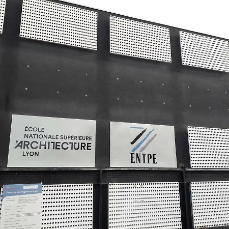 アパート La Grace ヴォー・アン・ヴラン